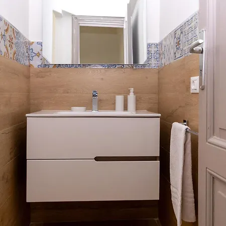 Fardella Hospitality Apartman *